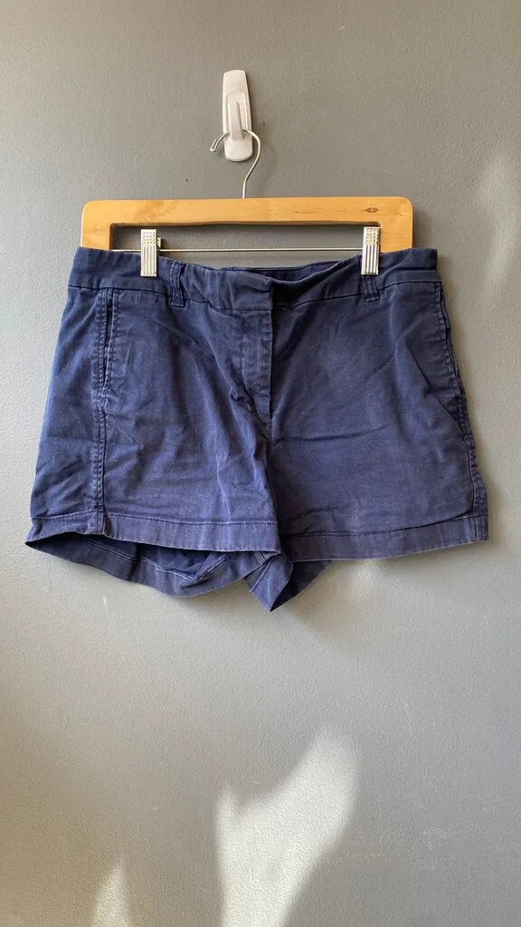 2.5" Chino Shorts