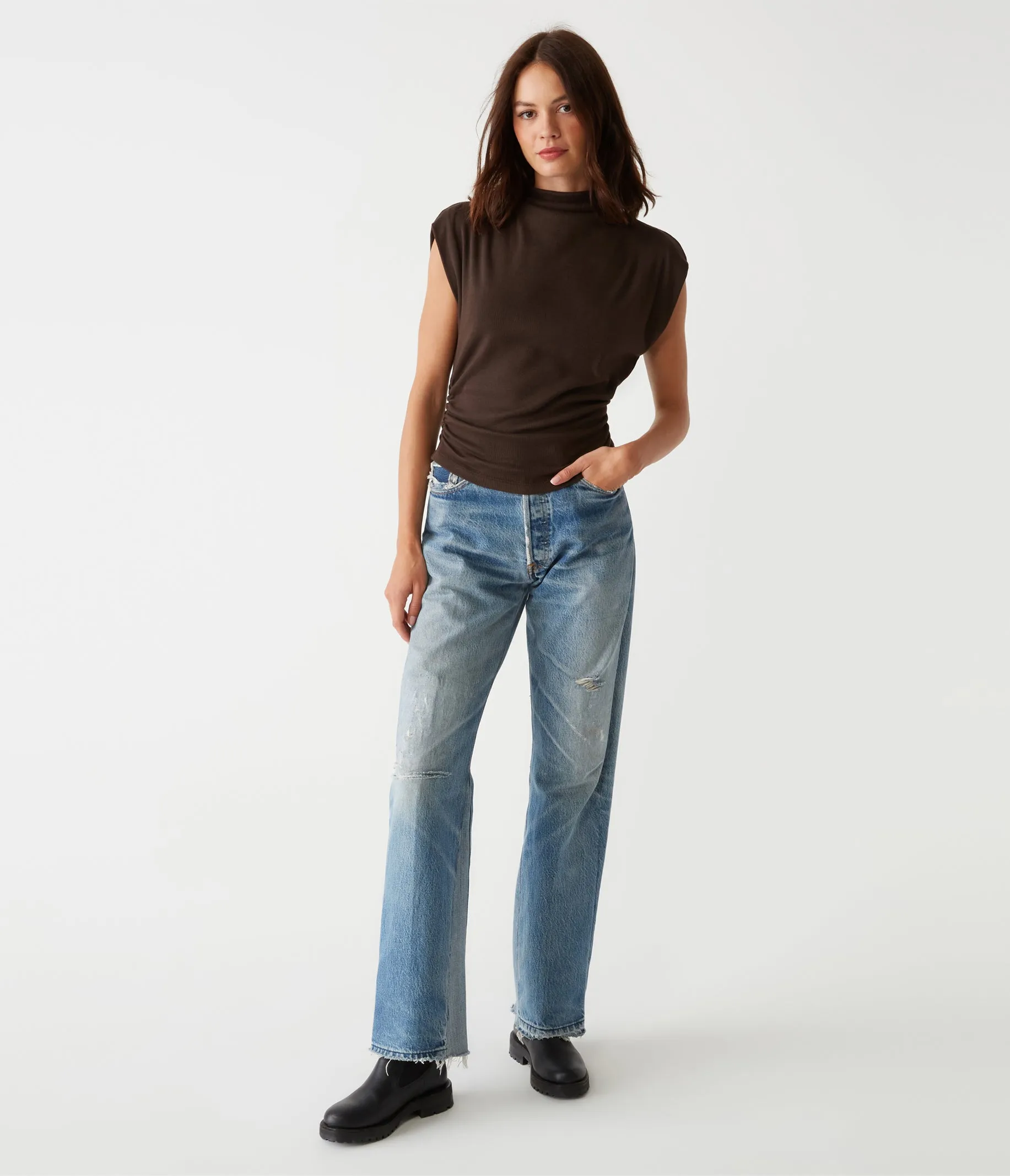Amara Power Shoulder Tee