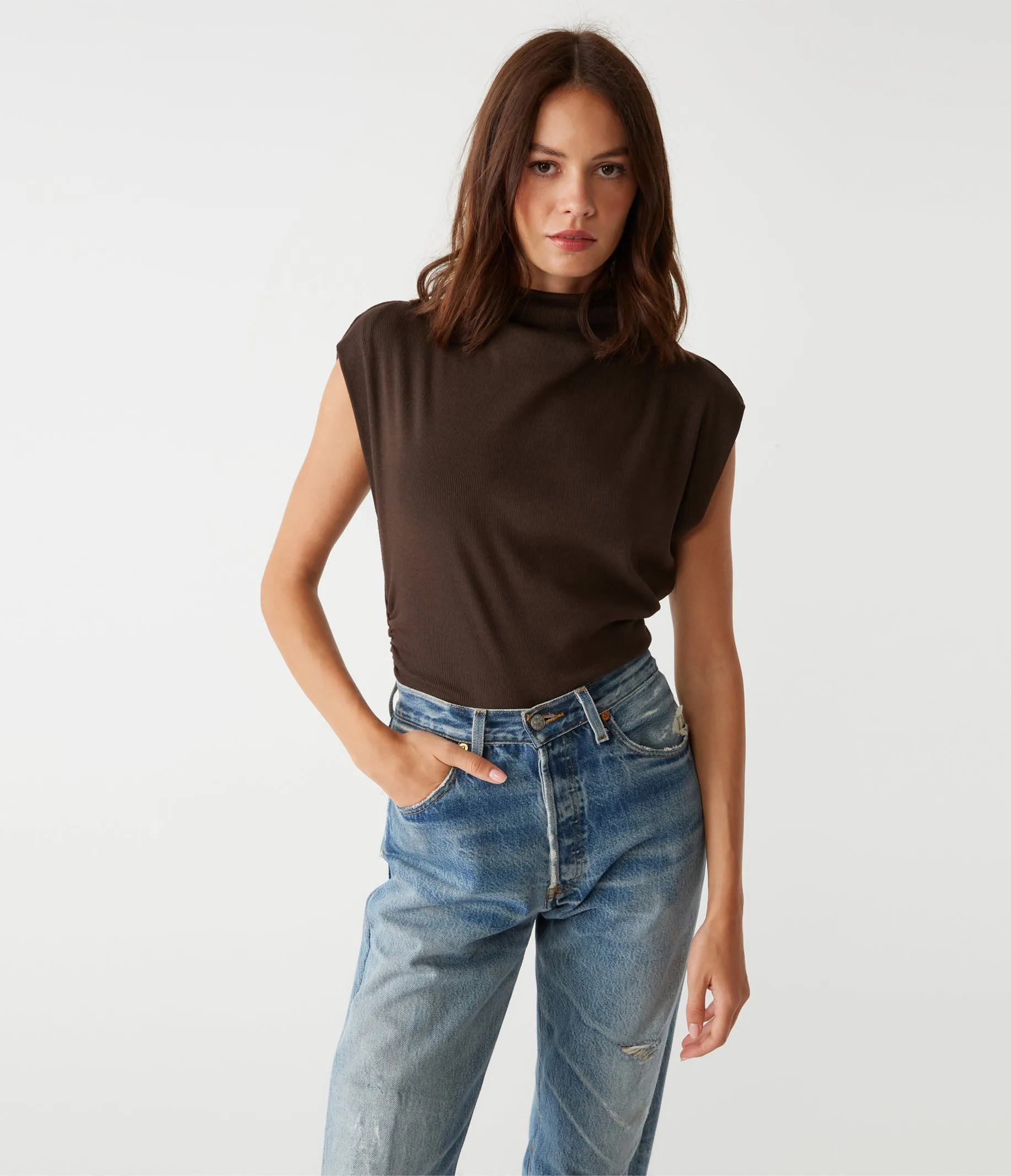 Amara Power Shoulder Tee