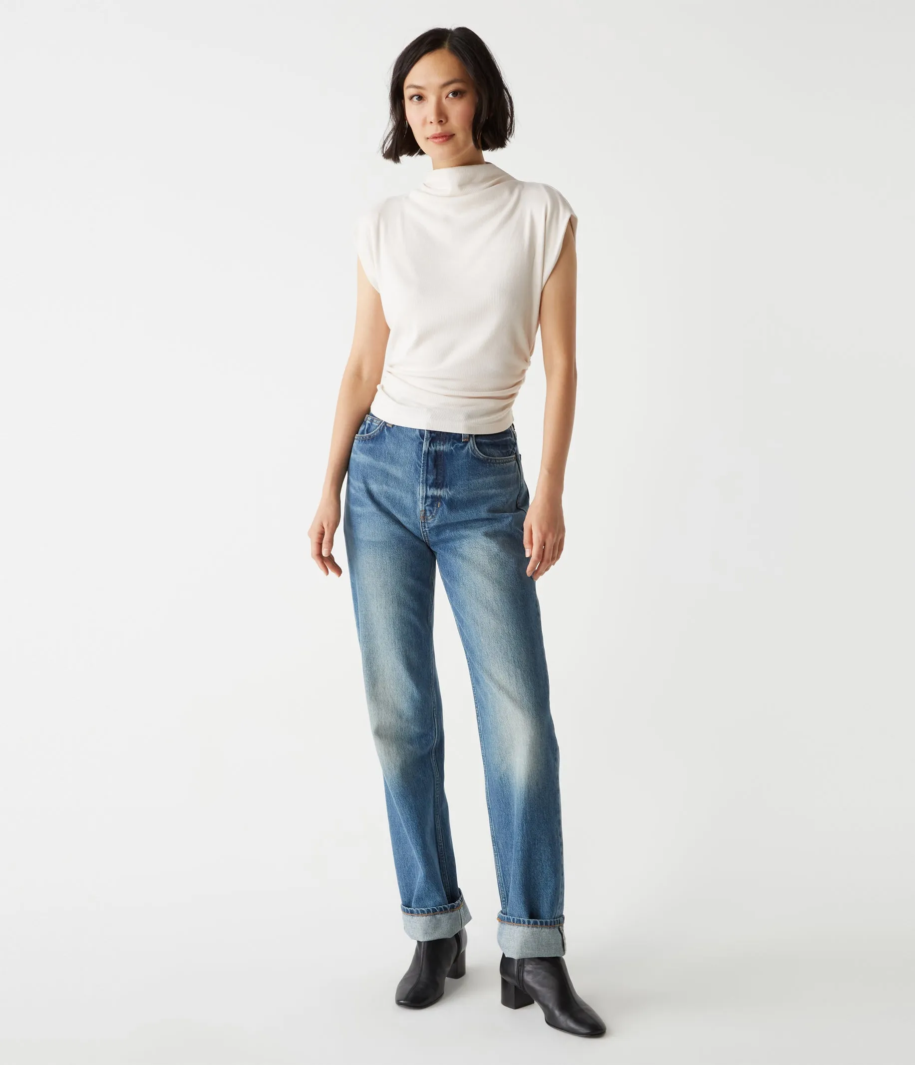 Amara Power Shoulder Tee