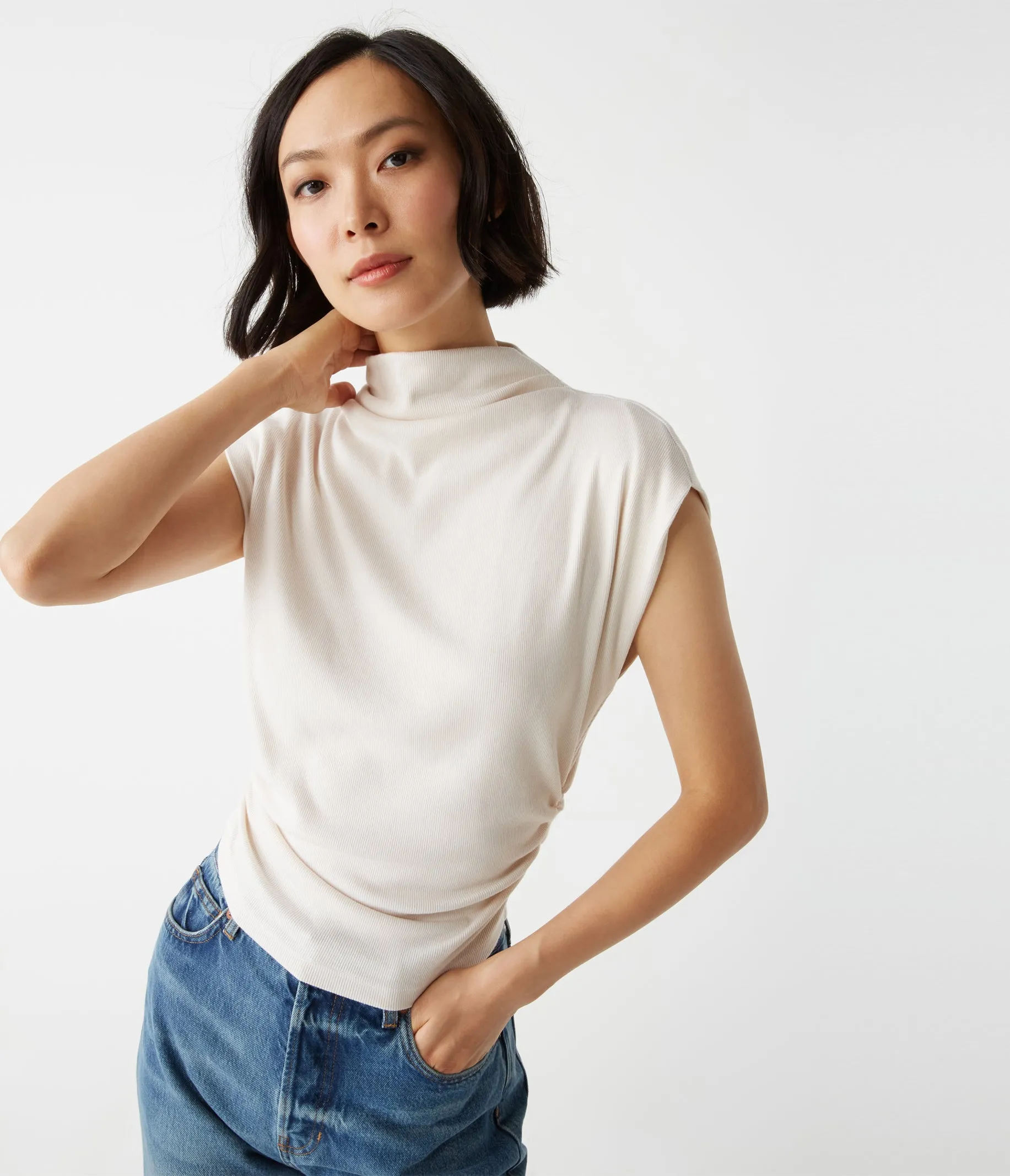 Amara Power Shoulder Tee