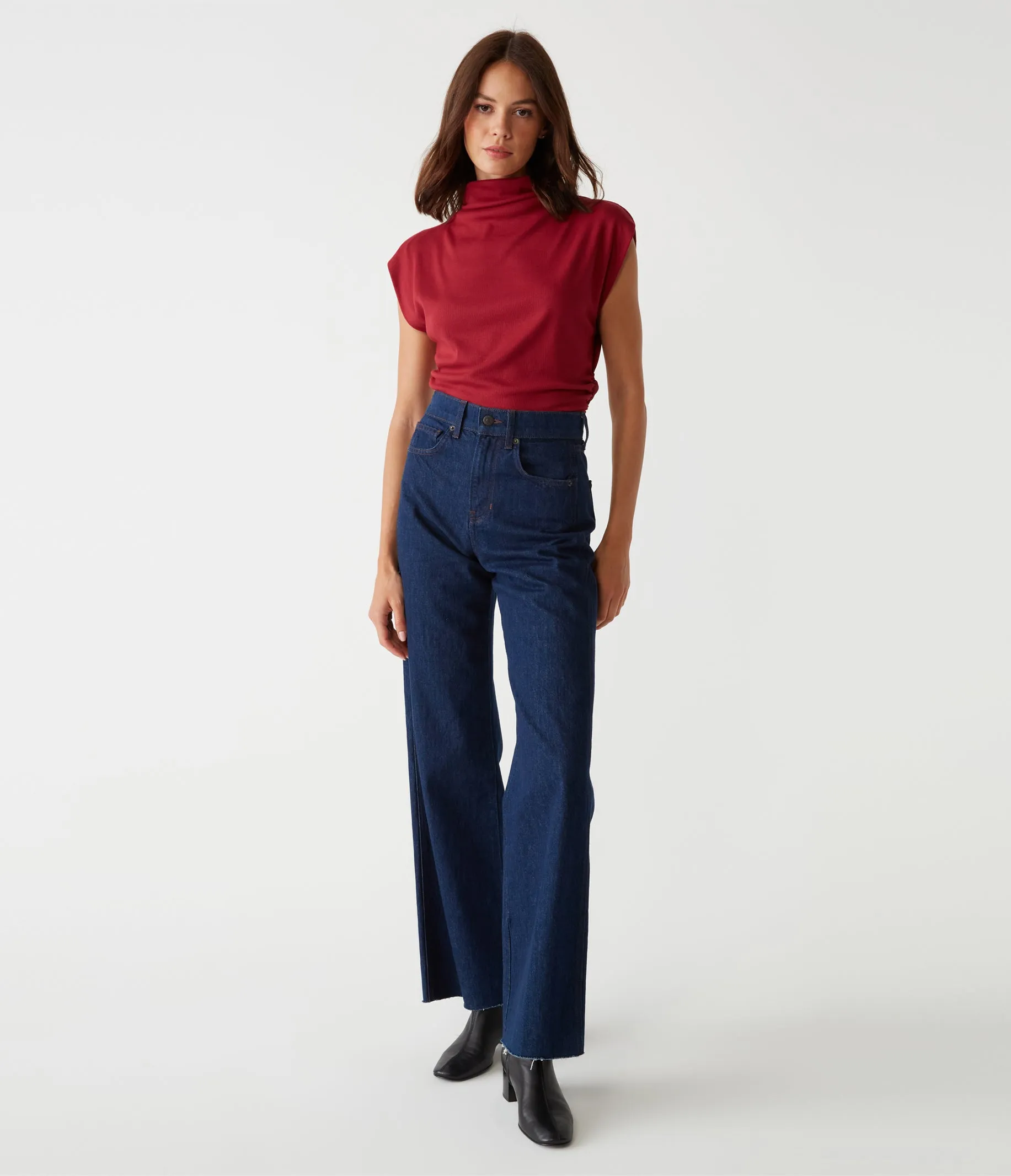 Amara Power Shoulder Tee