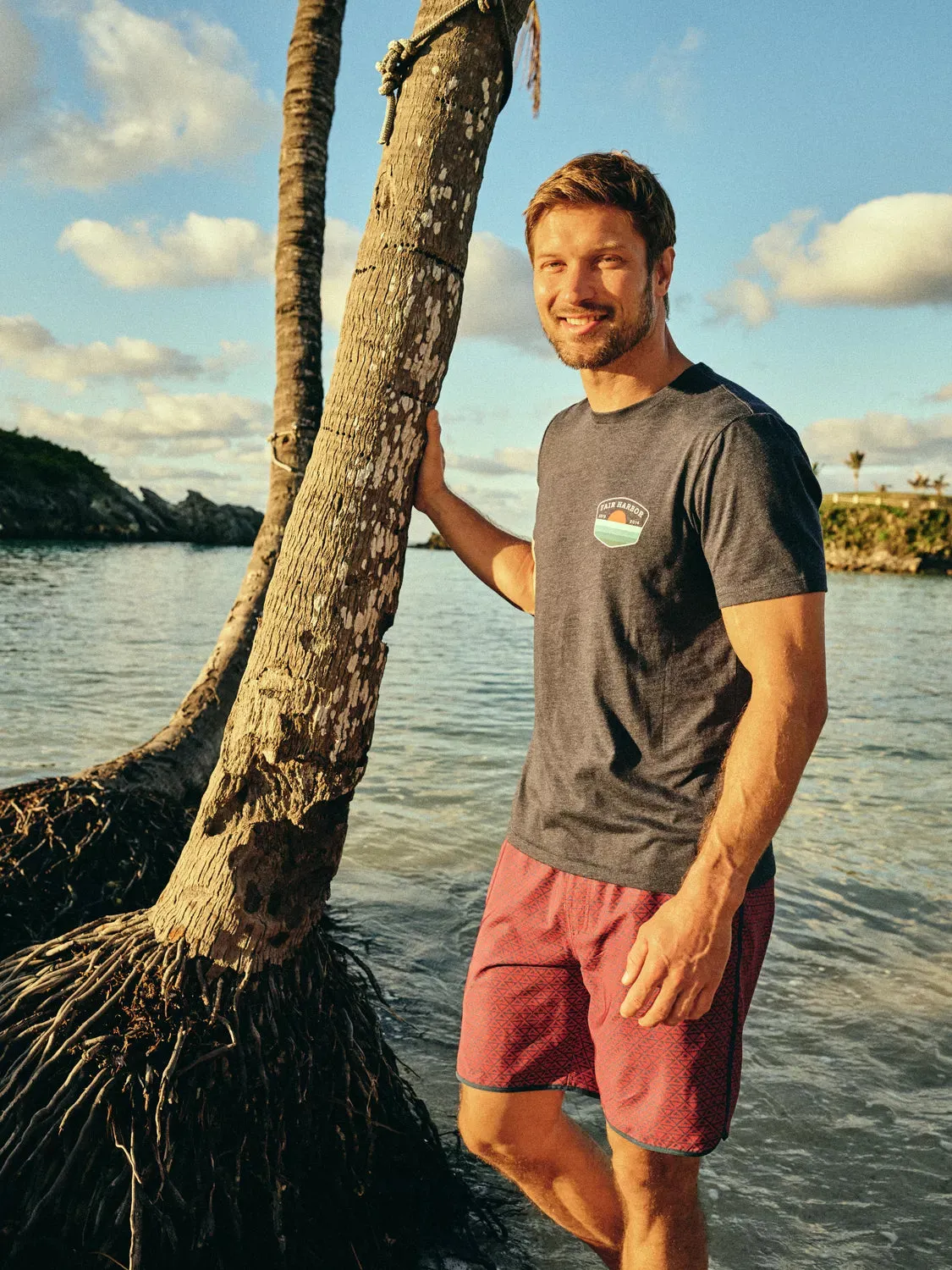 Anchor Short | Nautical Red Wavy Geo