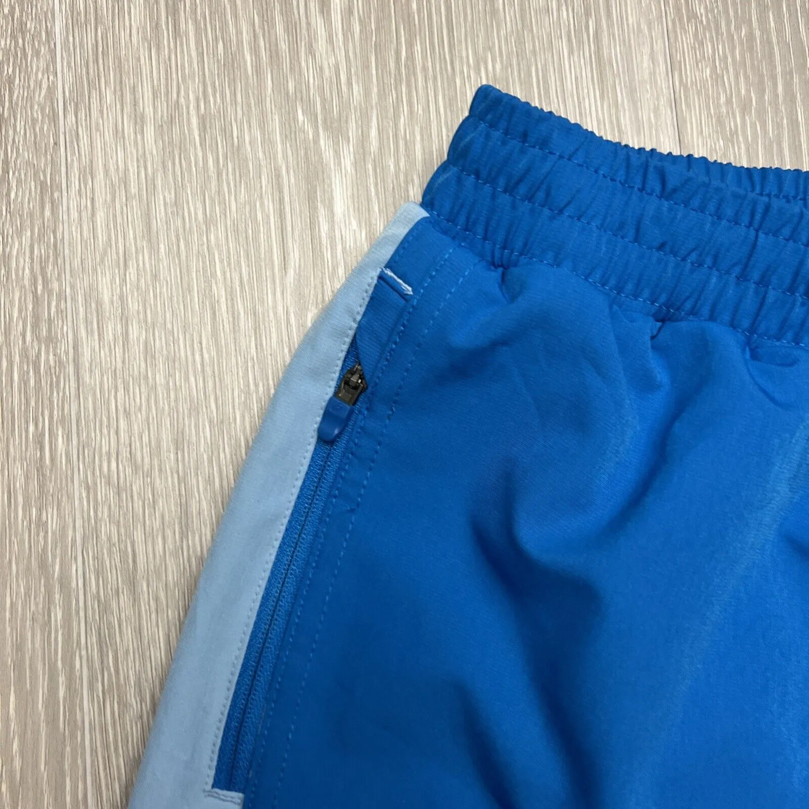 ASICS Mens Blue Athletic Shorts Size Large