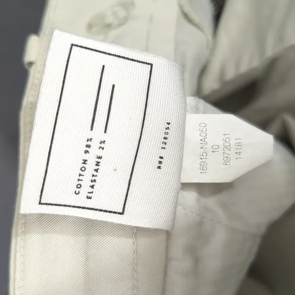 AYR Shorts Women's 10 Light Gray Cotton Zip Up Flat Front Chino 16915
