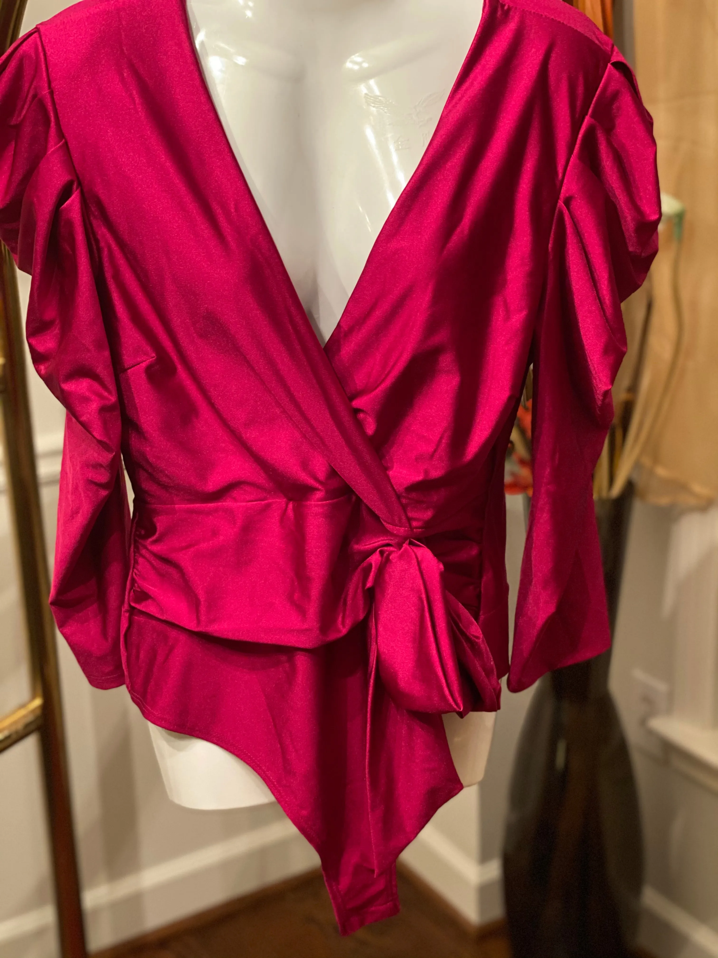 Beautiful Puff Shoulders SATIN BodySuit ‼️CURVY SIZES
