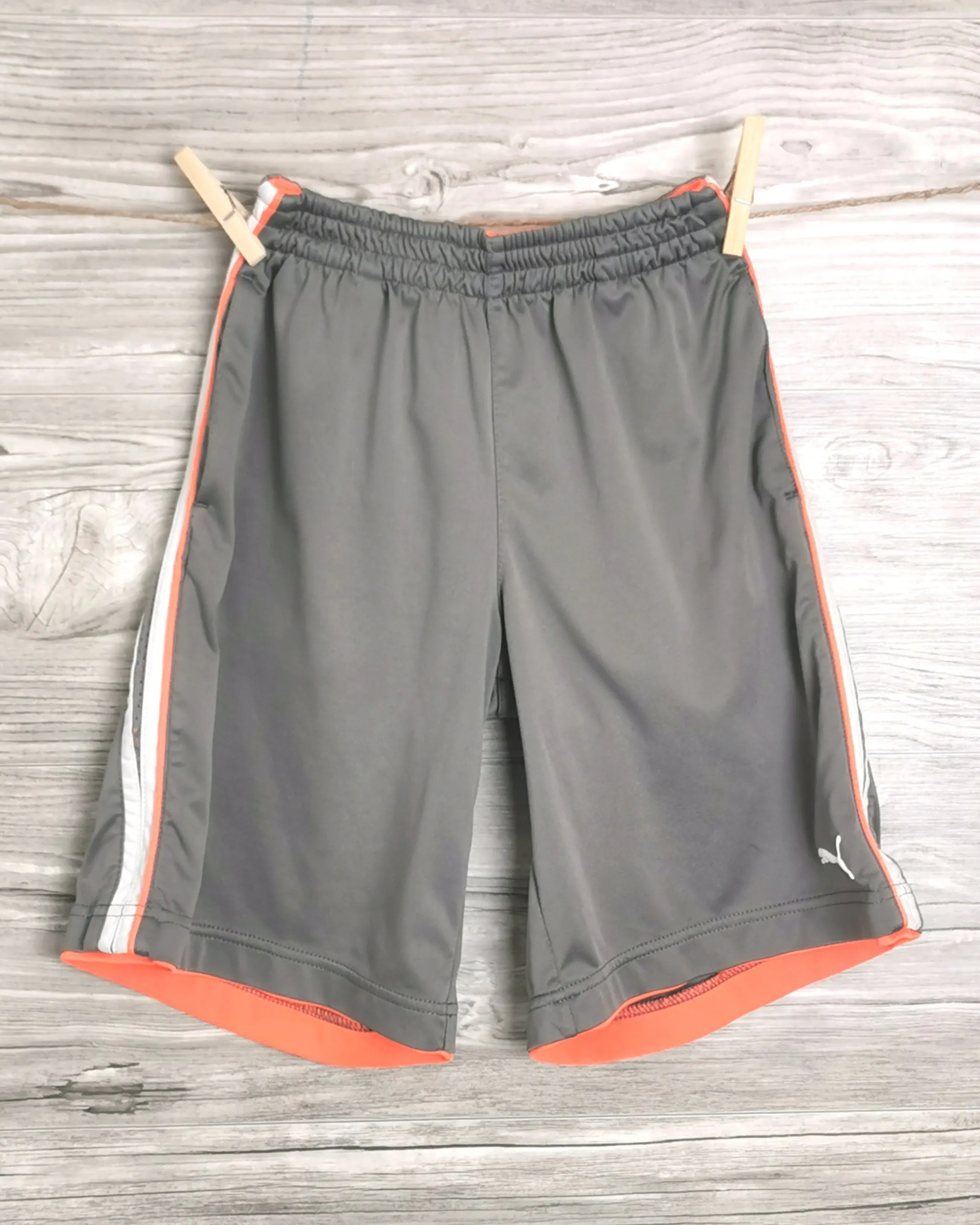 BOY SIZE 8 YEARS - PUMA Athletic Shorts EUC B3