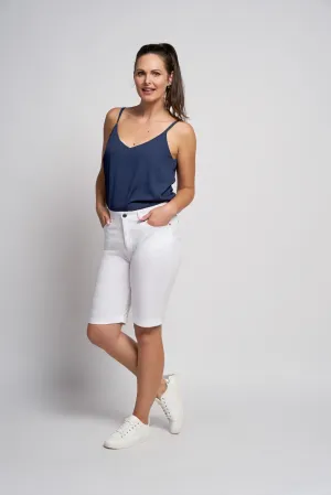 Chino shorts in white