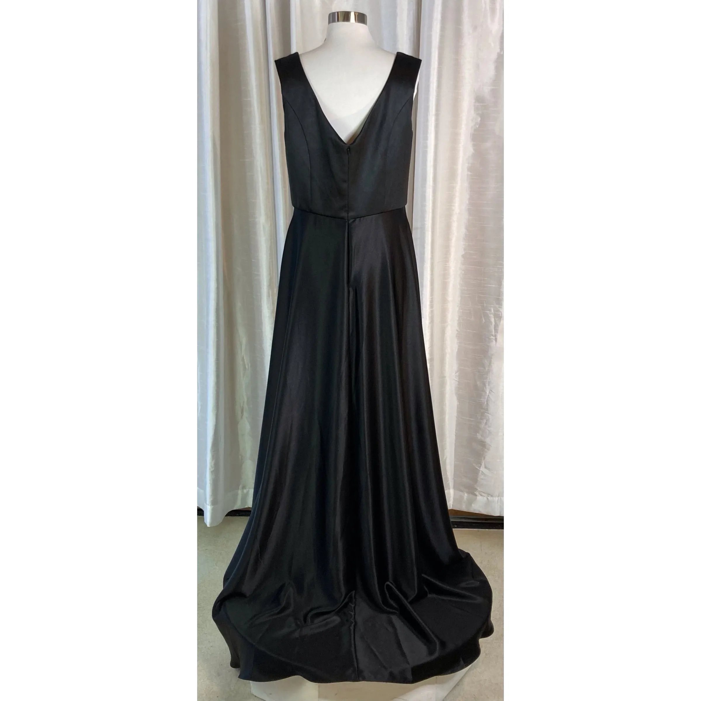 CHRISTINA WU Style 48010 Long Satin Gown Size 14 NWT