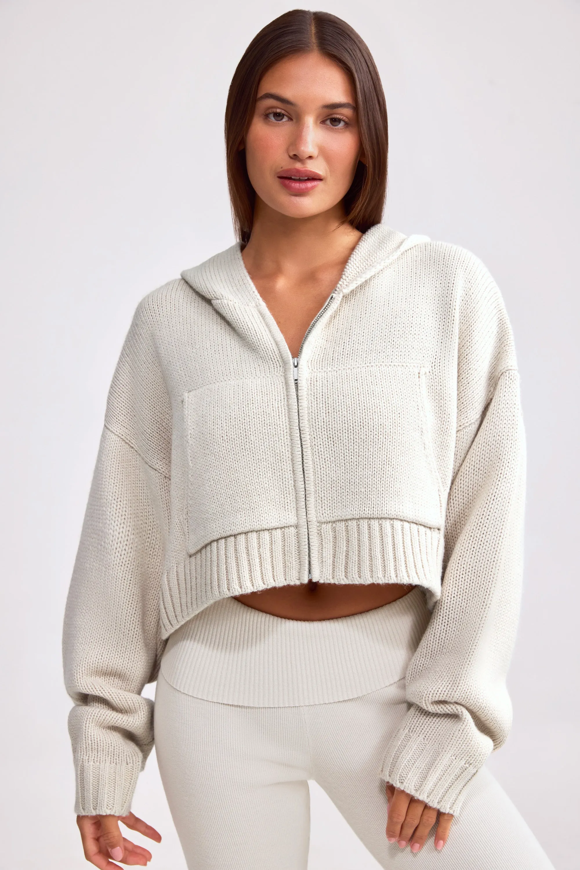 Cropped Zip-Up Chunky Knit Hoodie in Cream