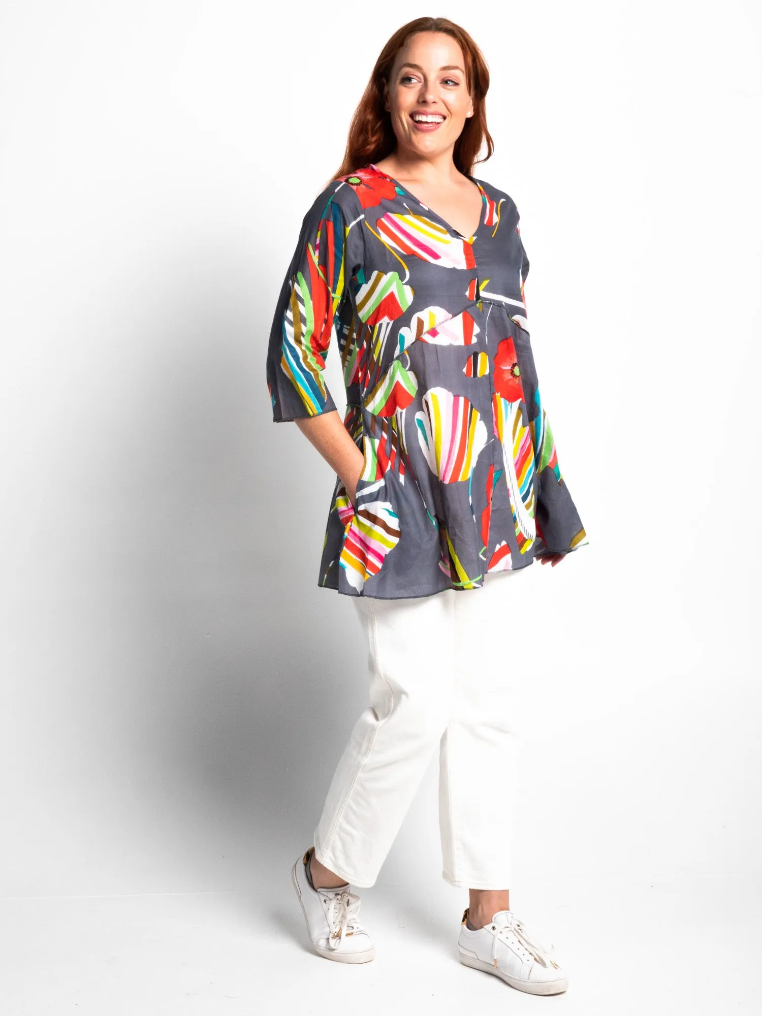 Daintree Top in Mid-Grey Poppies