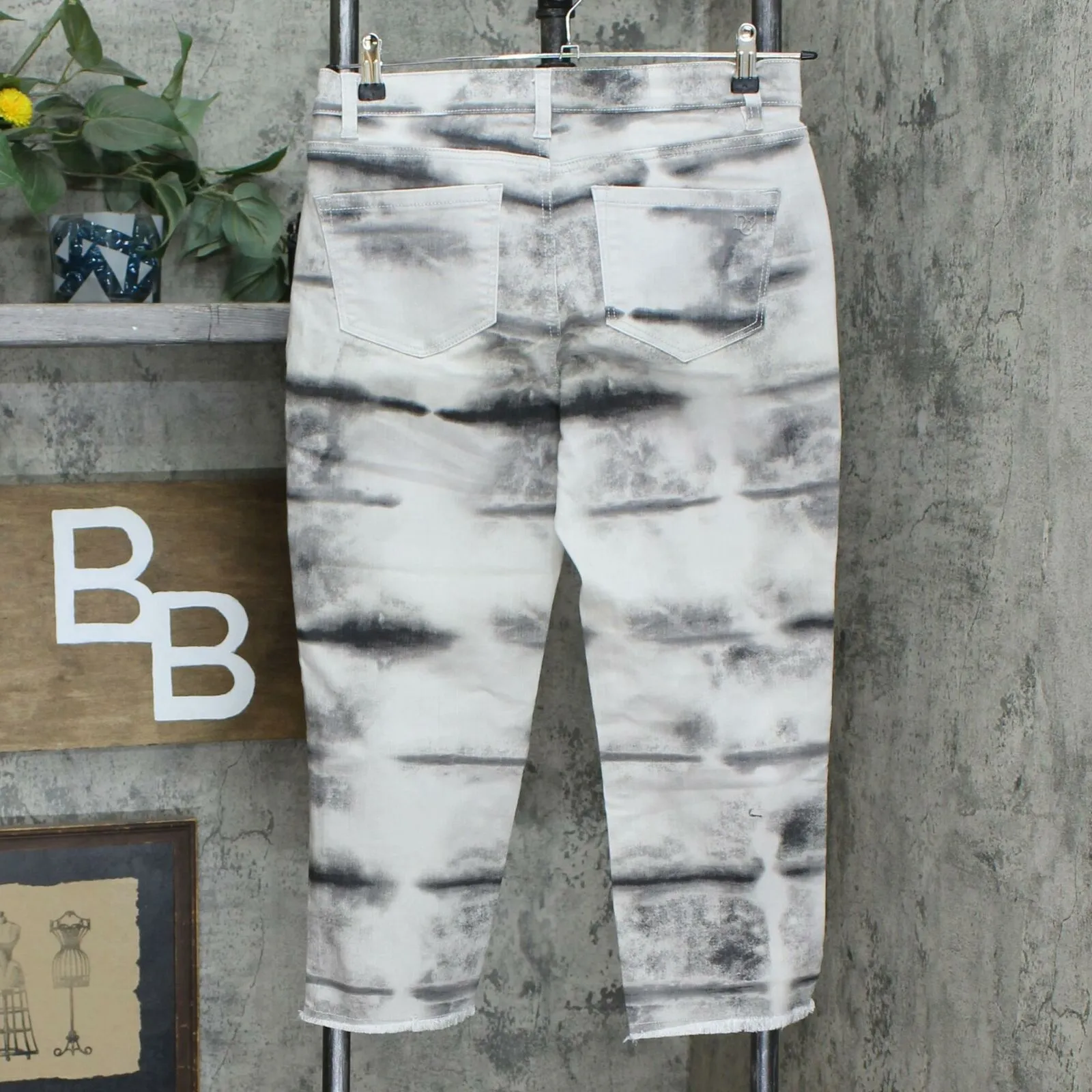 DG2 by Diane Gilman Women's Petite Classic Stretch Tie Dye Straight Cropped Jeans