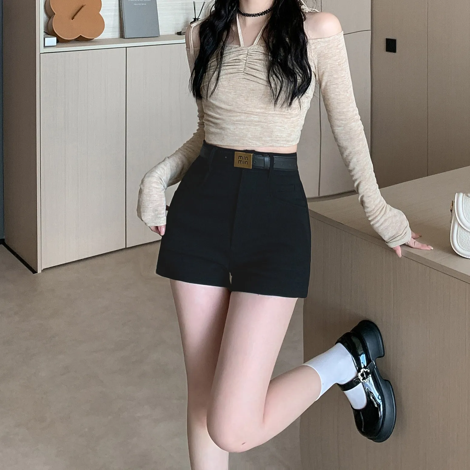 Fashionable High Waist Skinny Chino Shorts for Women