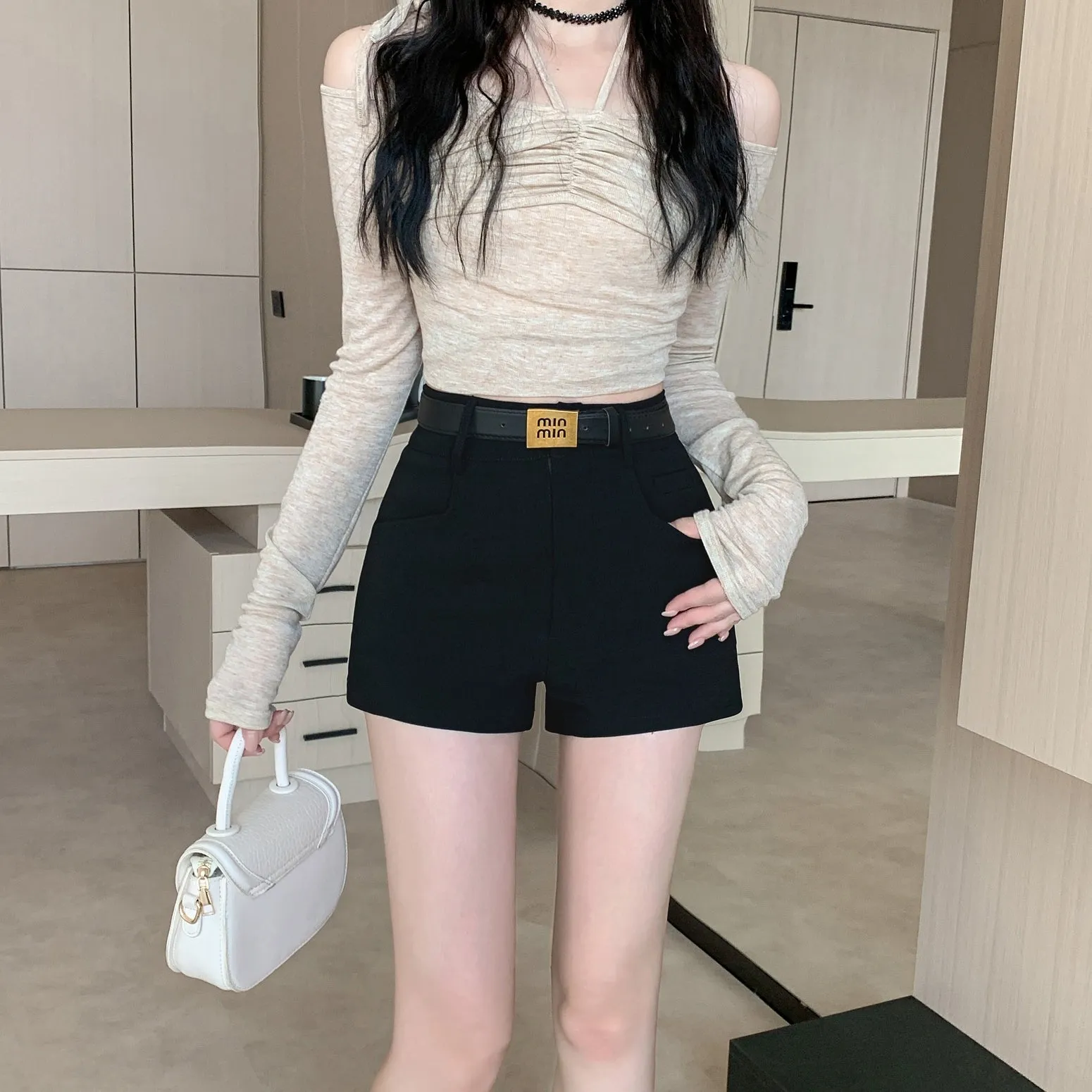 Fashionable High Waist Skinny Chino Shorts for Women
