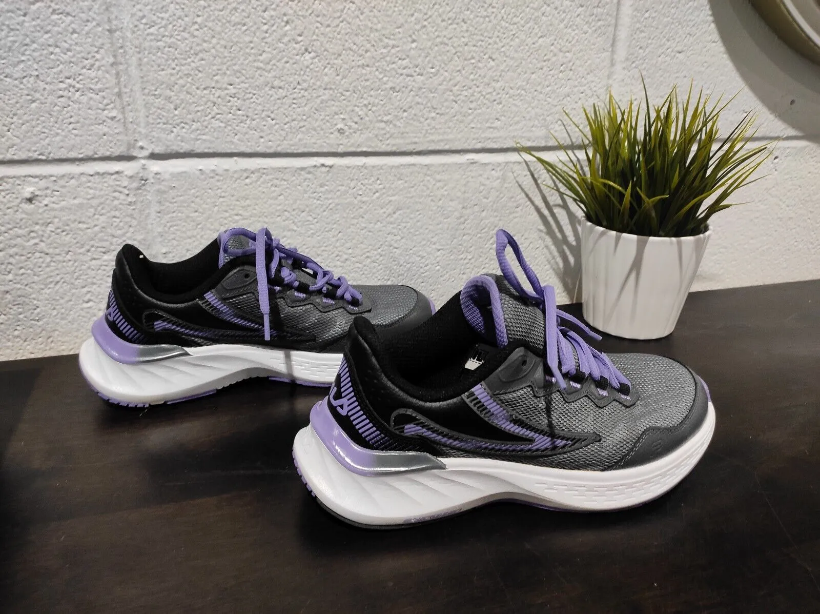 FILA Women's Suspence Trail Running Sneaker Shoes Grey/Purple US-7