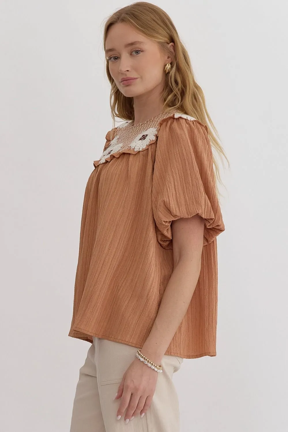 Goldie Textured Bubble Sleeve Smock Top || Camel