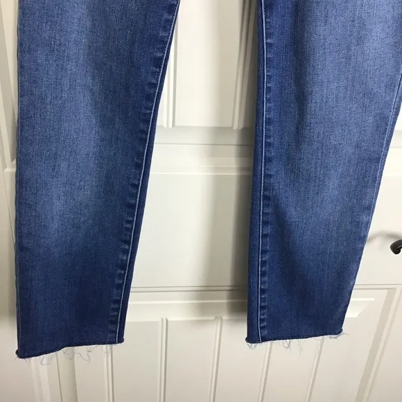 Good American Good Legs in Blue431 Size 28P Cropped.