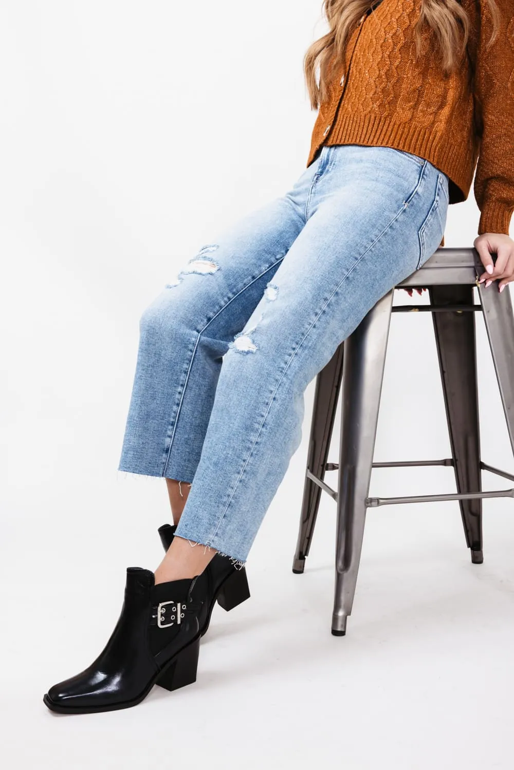 Hidden High Rise Cropped Wide Straight Leg Jeans for Women | HD1633WS-M