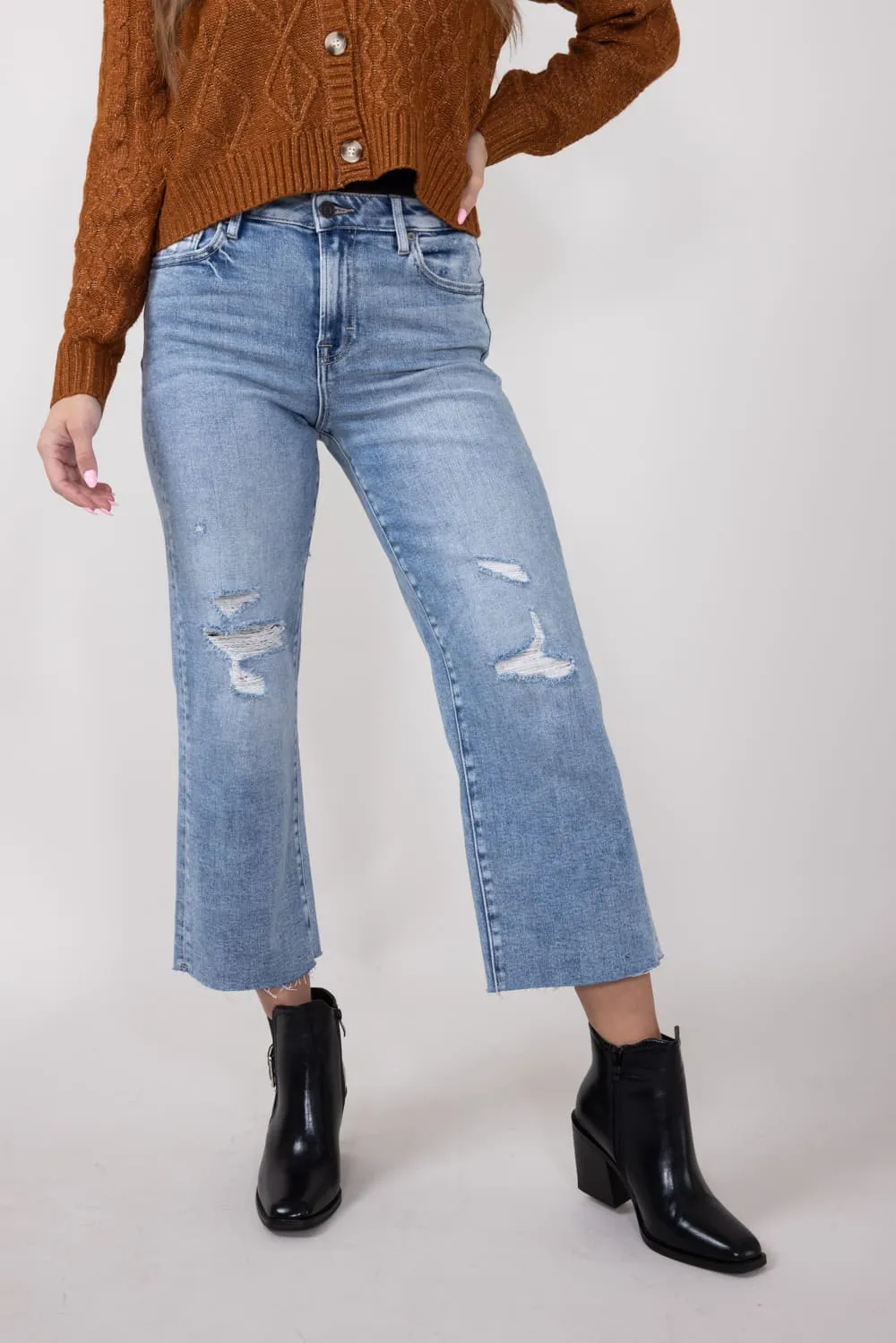 Hidden High Rise Cropped Wide Straight Leg Jeans for Women | HD1633WS-M