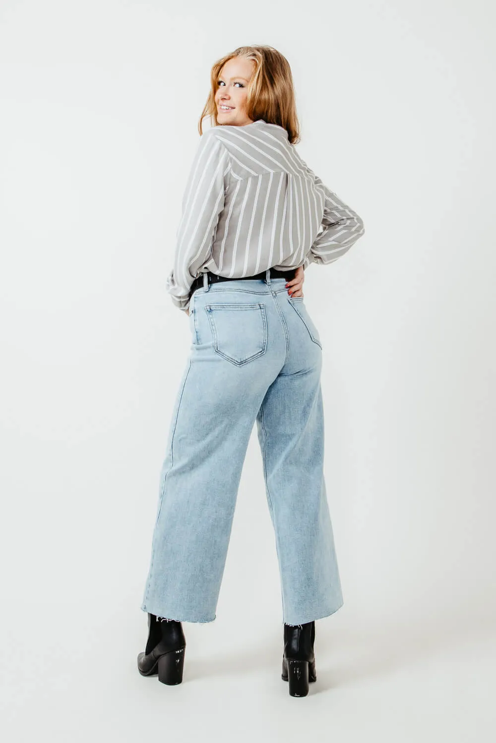 Hidden Nori High Rise Wide Leg Cropped Jeans for Women | HD9142C-LT