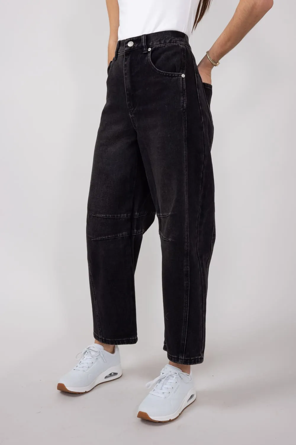 High-Rise Slouchy Barrel Jeans for Women in Black | MAP2740-BLACK
