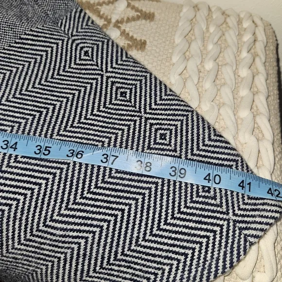 J. McLaughlin Poncho Sweater Wool Cashmere Outerwear Large / One Size Fits Most