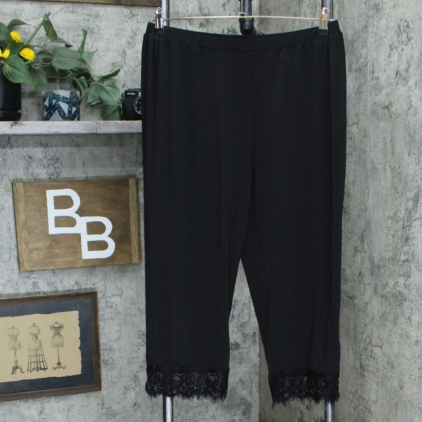 Joan Rivers Petite Pull On Cropped Pants With Lace Cuff Detail
