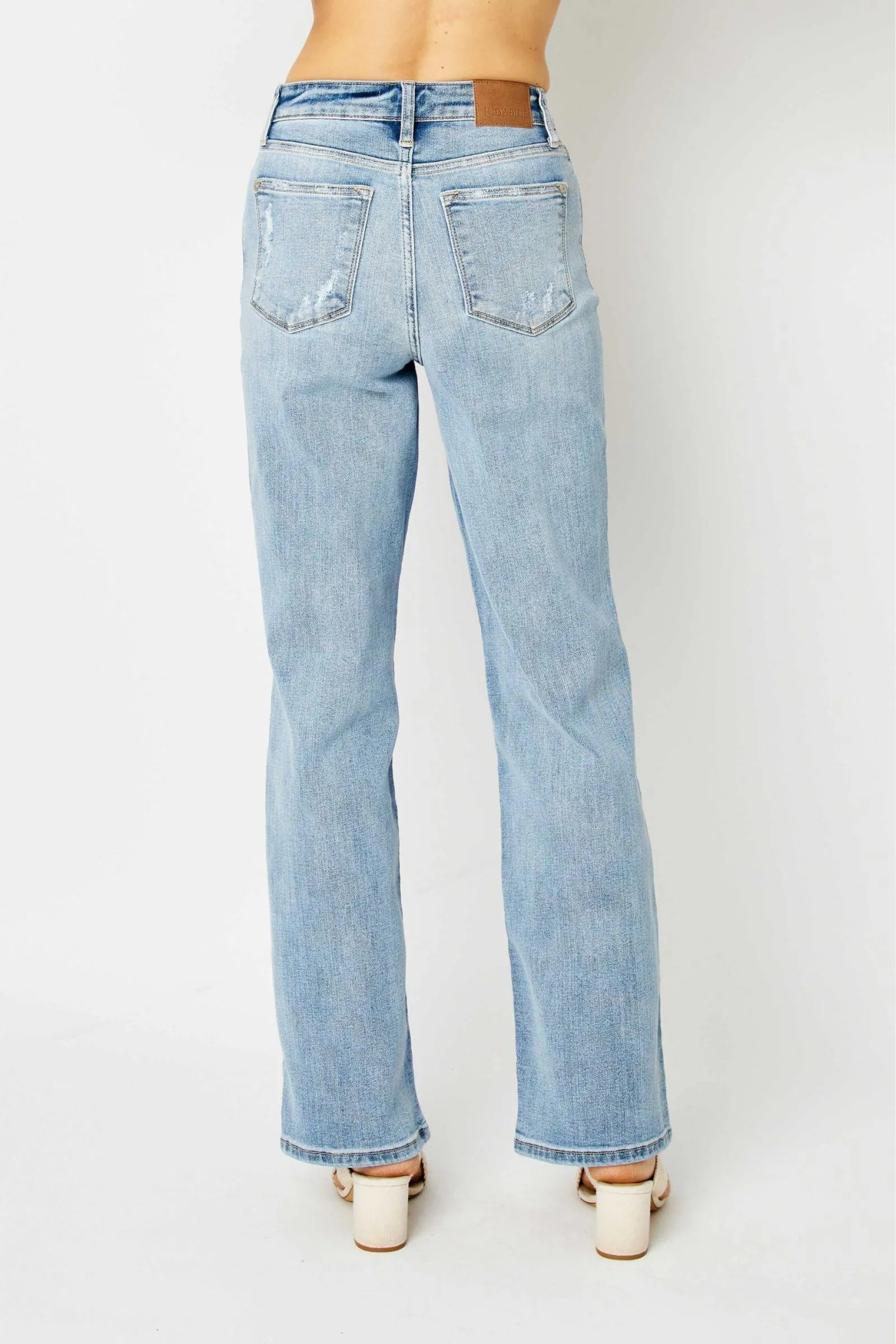 Judy Blue || Iris High Waist Light Wash Straight Leg Jeans