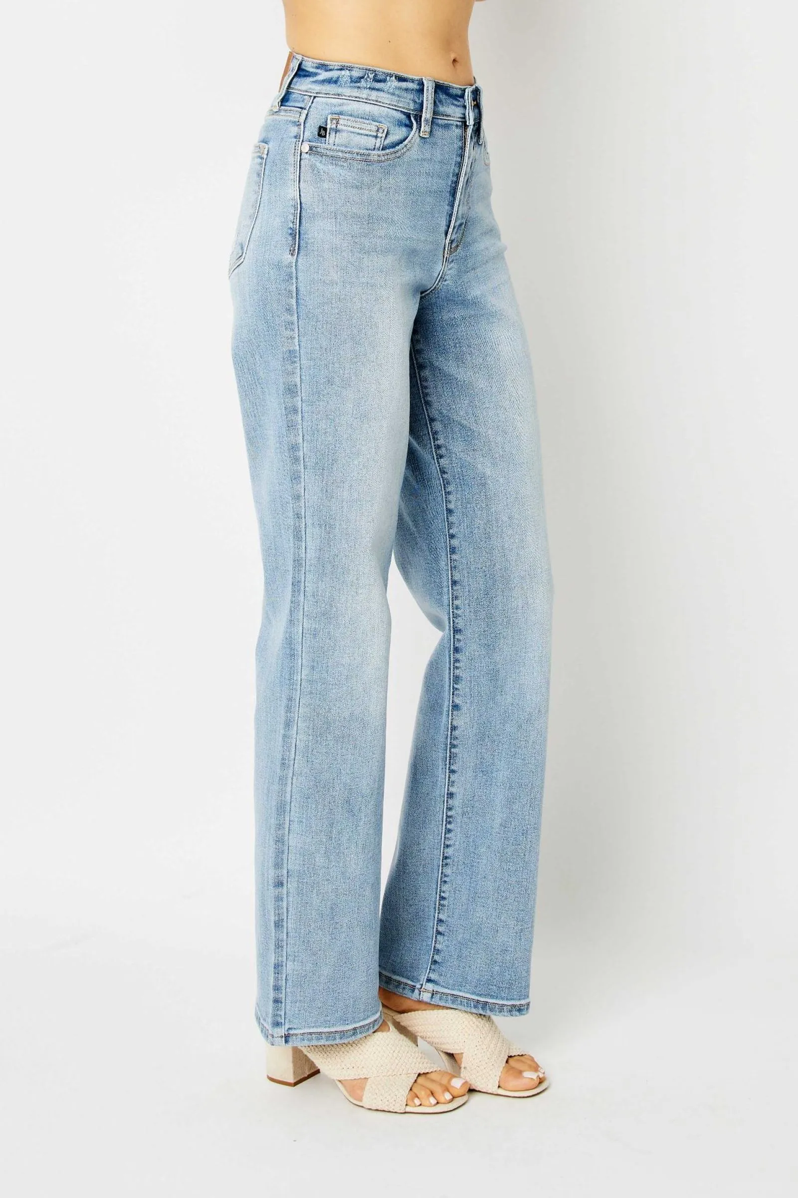 Judy Blue || Iris High Waist Light Wash Straight Leg Jeans