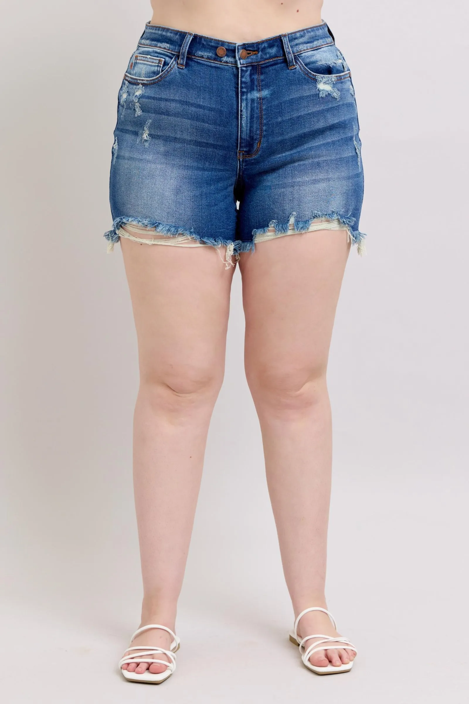 Judy Blue || Zola 2-Button Dad Shorts with Destroyed Hem