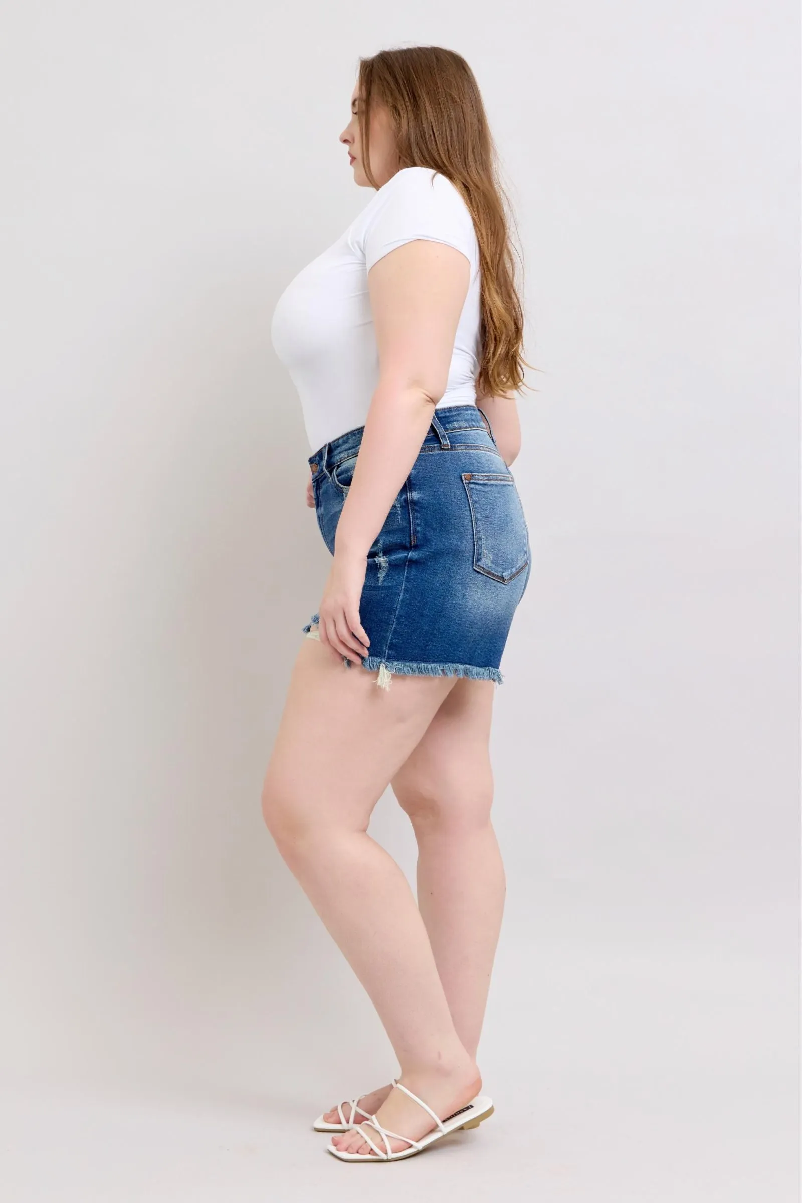 Judy Blue || Zola 2-Button Dad Shorts with Destroyed Hem