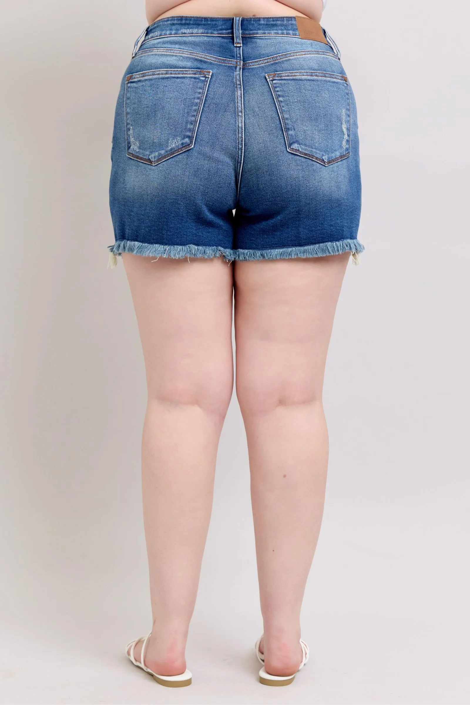 Judy Blue || Zola 2-Button Dad Shorts with Destroyed Hem