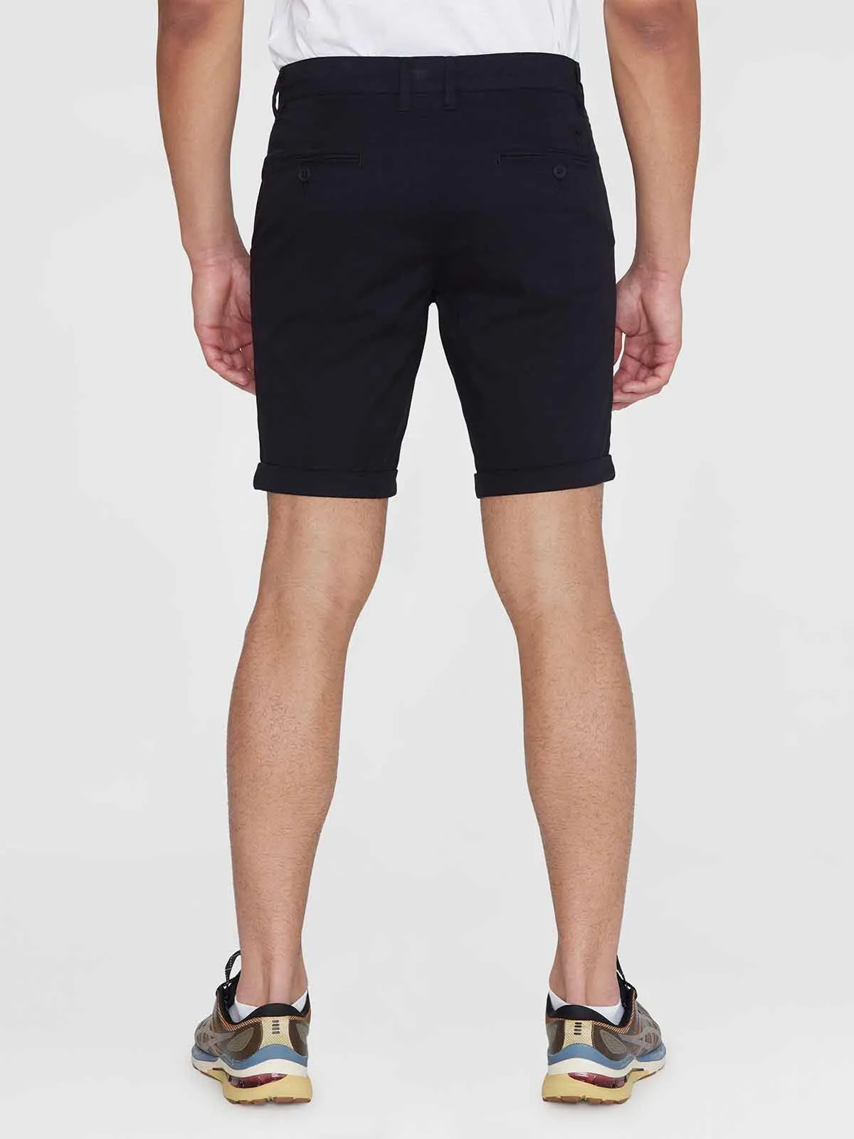 KNOWLEDGE COTTON APPAREL Chuck Regular Chino Poplin Shorts black jet