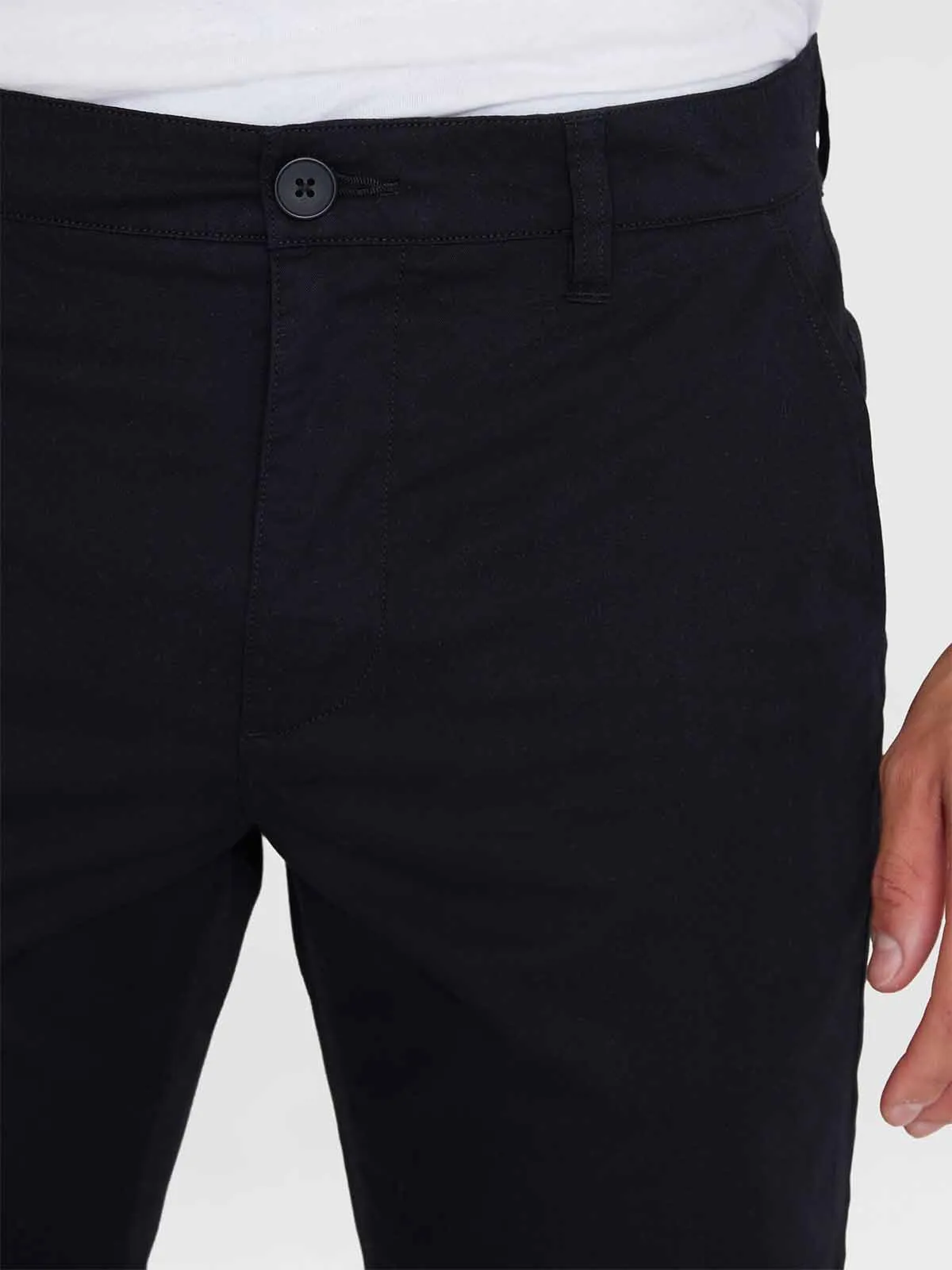 KNOWLEDGE COTTON APPAREL Chuck Regular Chino Poplin Shorts black jet