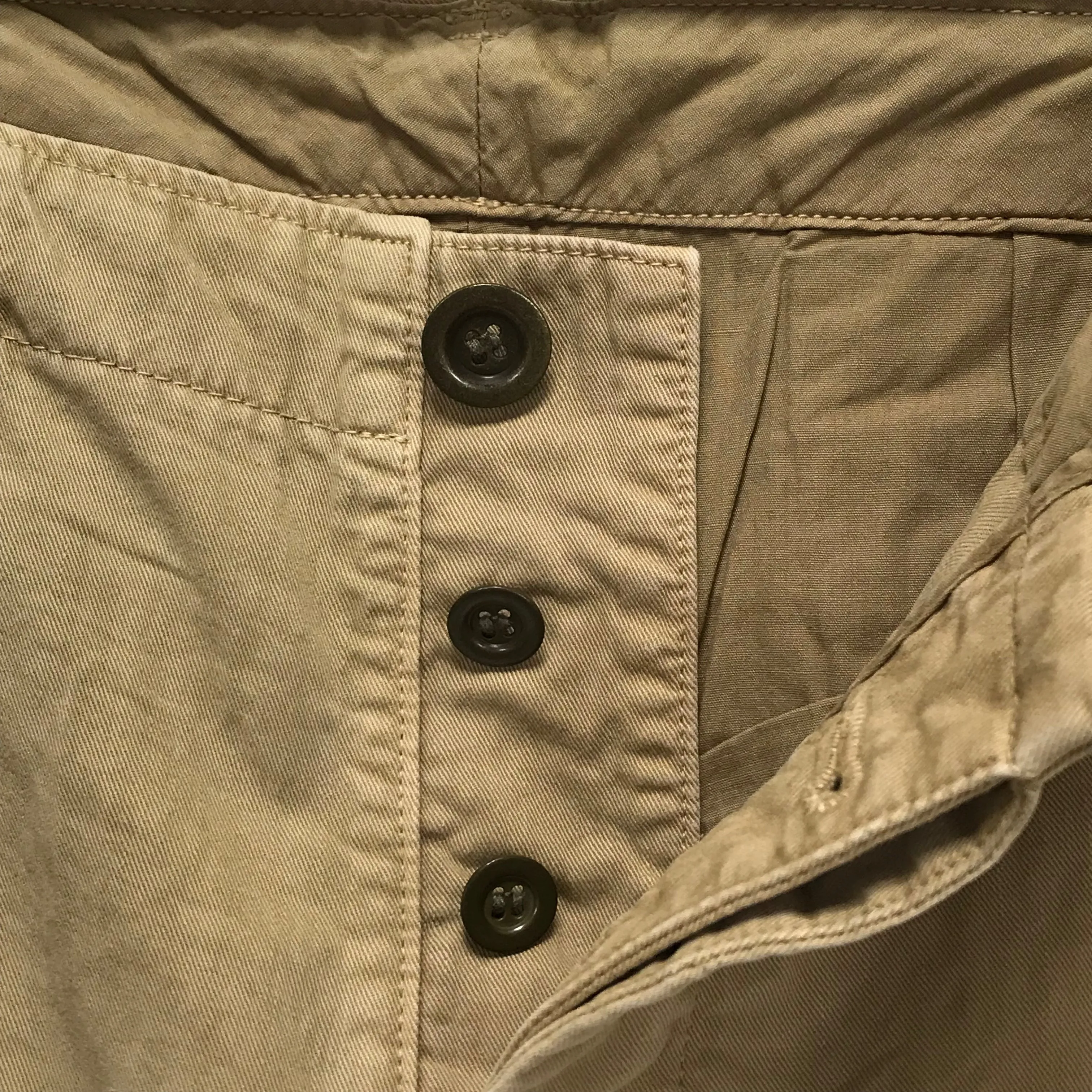 [L] Visvim Chino Shorts Beige