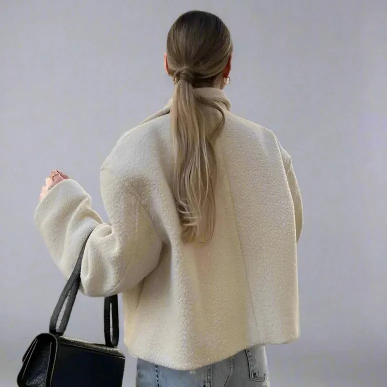 Lamb Wool Cropped Zipper Coat
