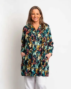 Long Collared Pleated Shirt in Navy Butterfly