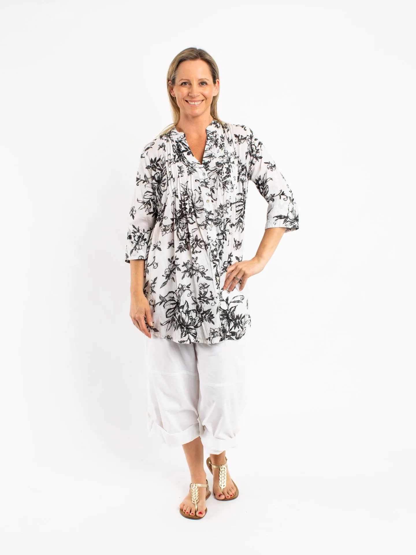 Long Pleated Shirt in Black and White