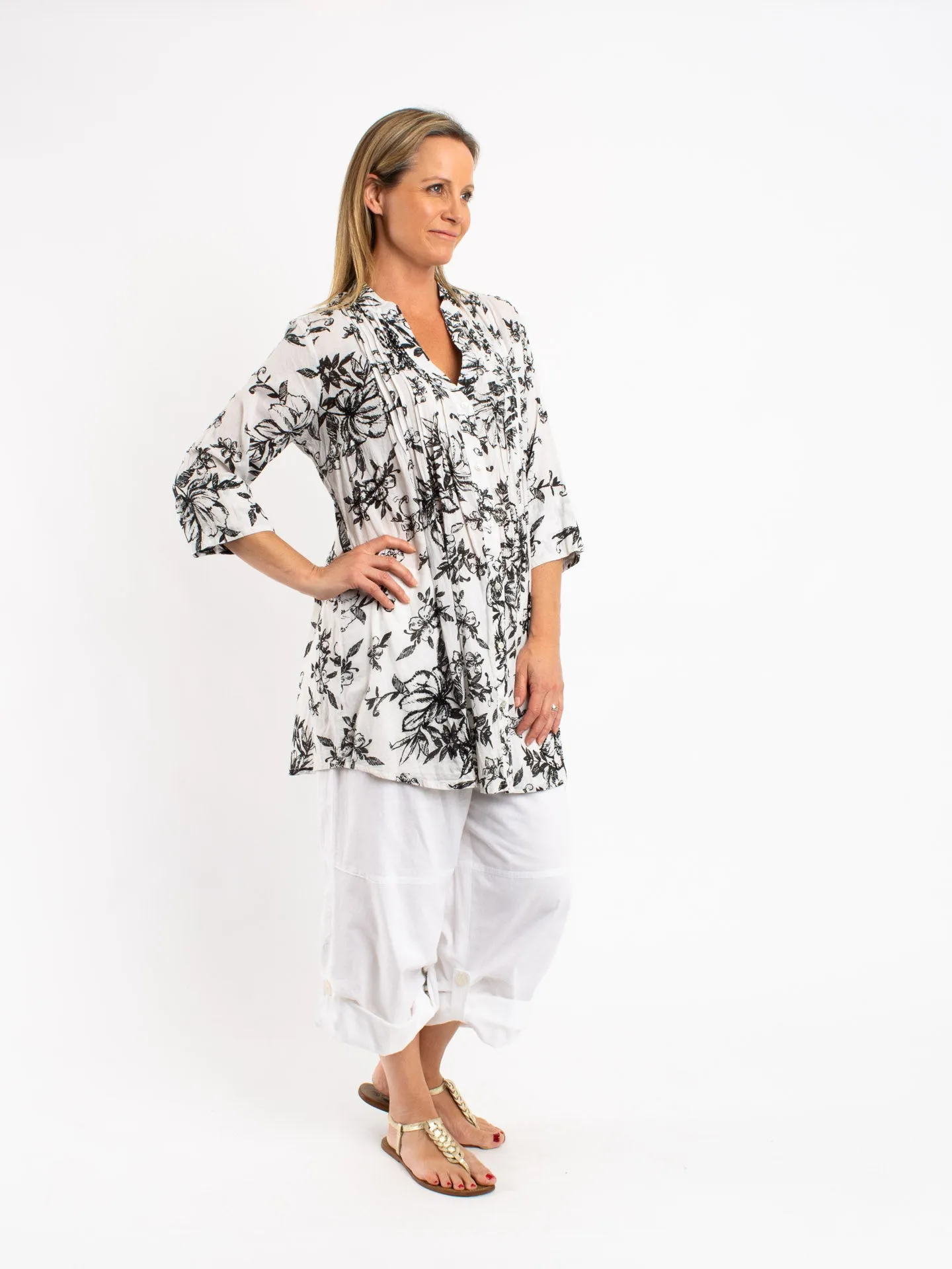 Long Pleated Shirt in Black and White