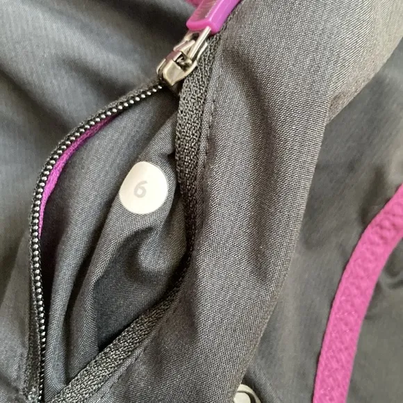 Lululemon All Sport Dewberry/Black Athletic Shorts 😍