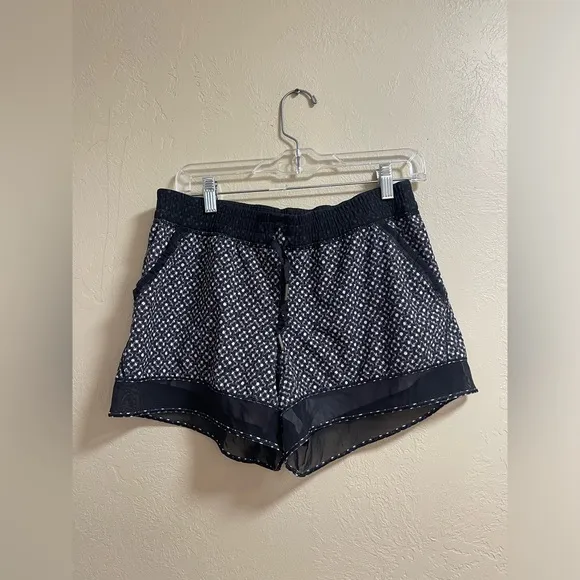 Lululemon athletic shorts size 8