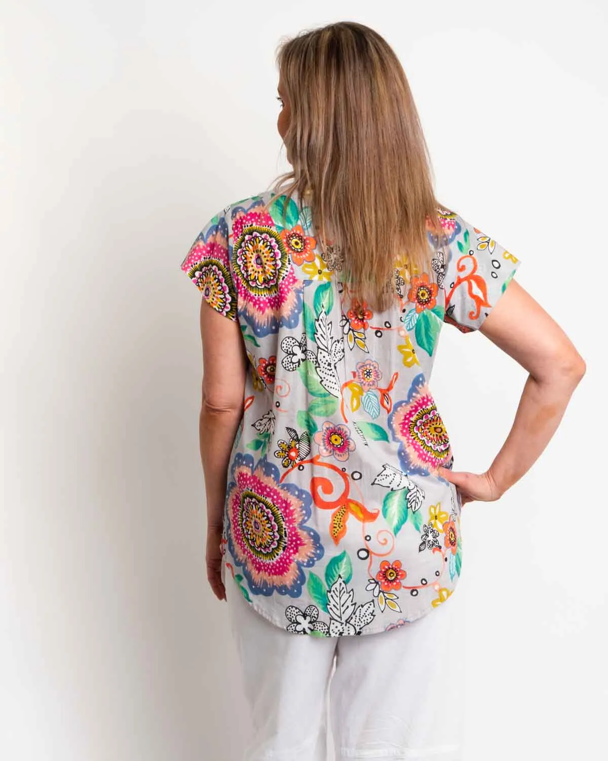 Magnetic Cap Sleeve Shirt in Grey Pink Garden