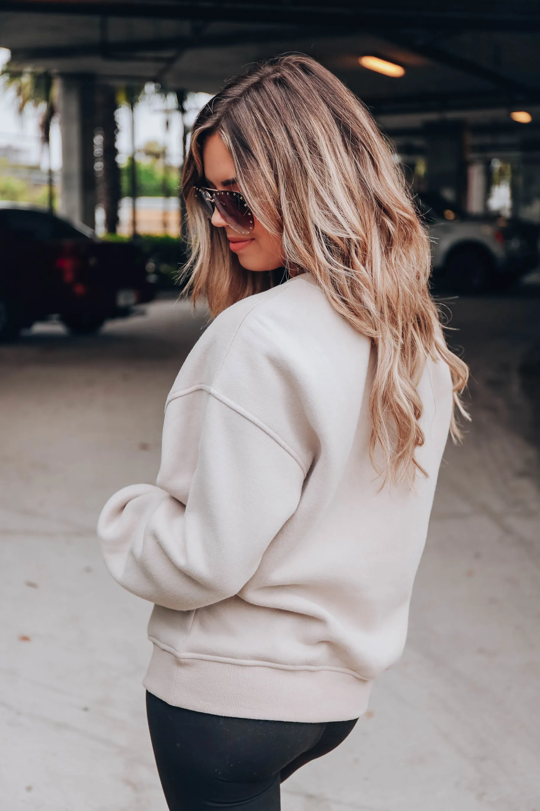 Malibu Athletic Club Pullover - Taupe