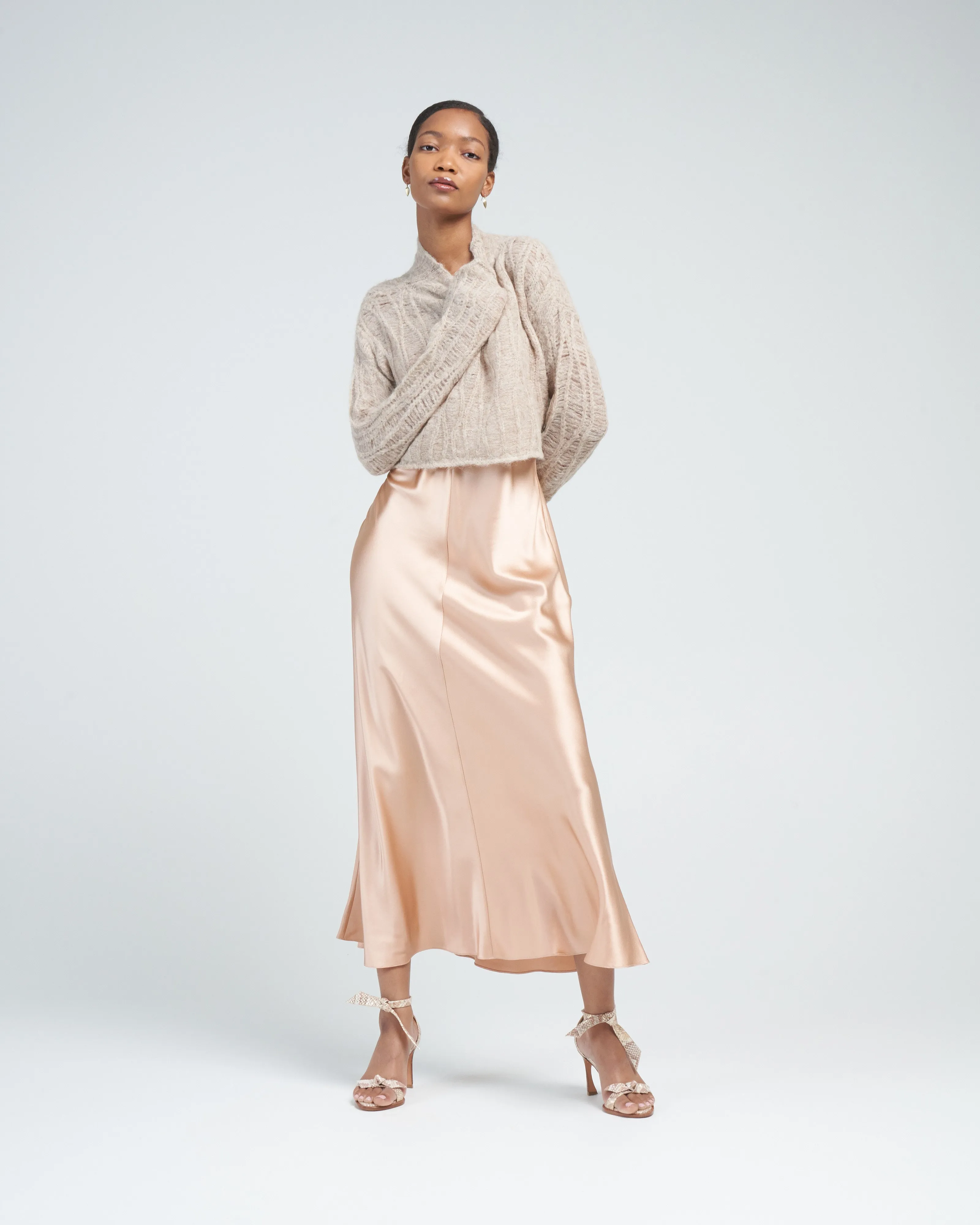 manos crop sweater - champagne