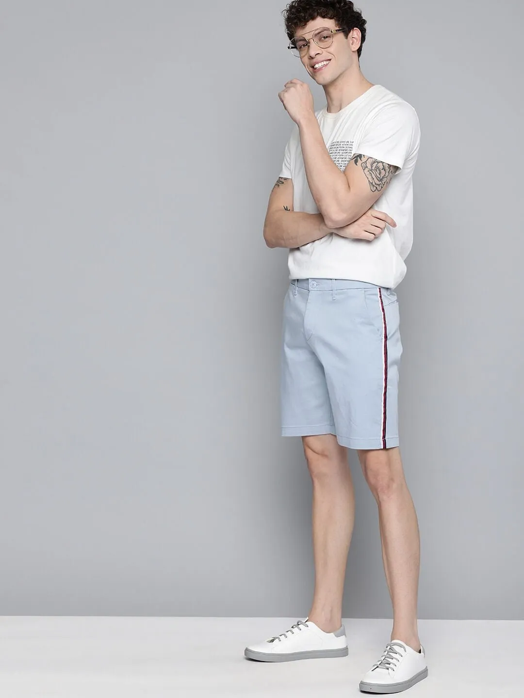 Men Blue Solid Regular Fit Regular Shorts with Side Stripes