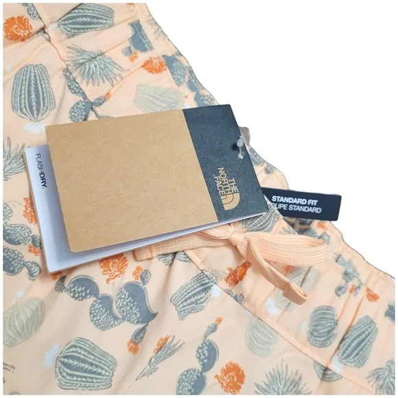 NEW The North Face Women's Class V Flash Dry Shorts Apricot Ice Cacti Print XL