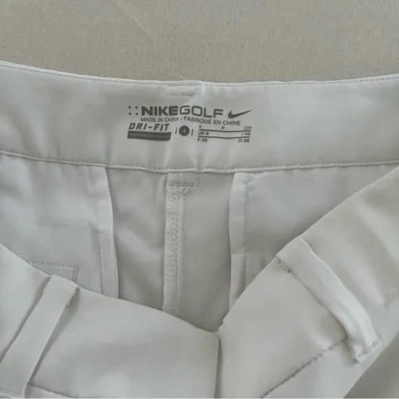 Nike Golf Dri-Fit Flex Chino Shorts in White, Size 4