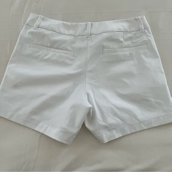 Nike Golf Dri-Fit Flex Chino Shorts in White, Size 4