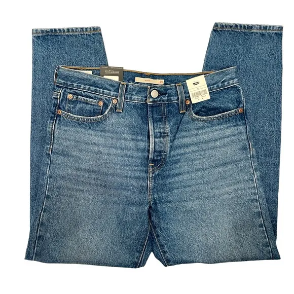 NWT Levi’s Wedgie High Rise Tapered Leg Jeans