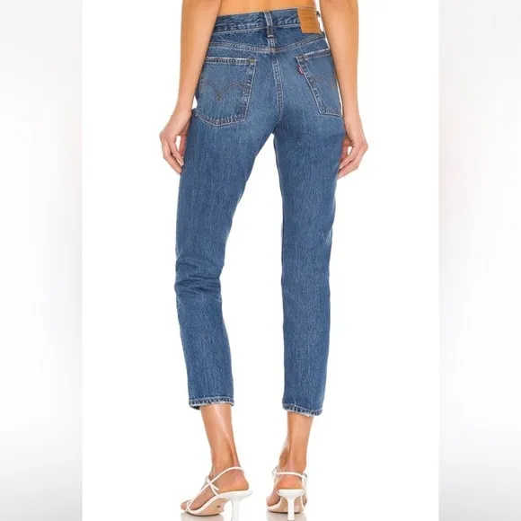 NWT Levi’s Wedgie High Rise Tapered Leg Jeans